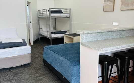 🚿 Ensuite Unit –  (Sleeps up to 5)